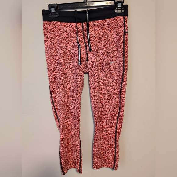 Nike Pants - Nike Capri Leggings Dri Fit Womens Pink Printed Relay Size Small NWOT Fast Ship